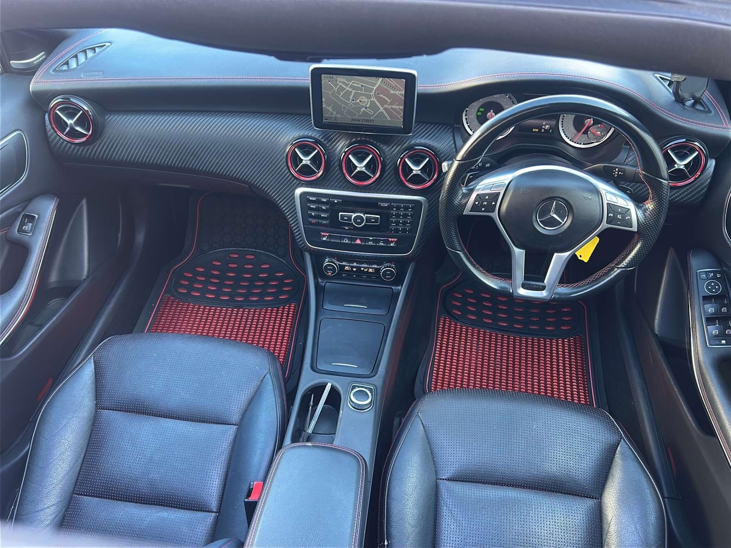 Used Mercedes-Benz A-Class 2015 for sale - 76437878: Photo 40