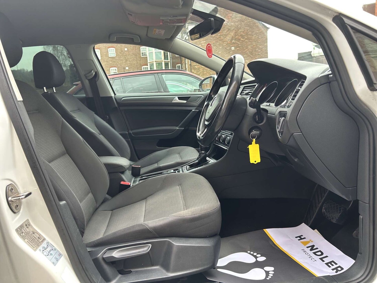 Used Volkswagen Golf 2017 for sale - 78106679: Photo 12