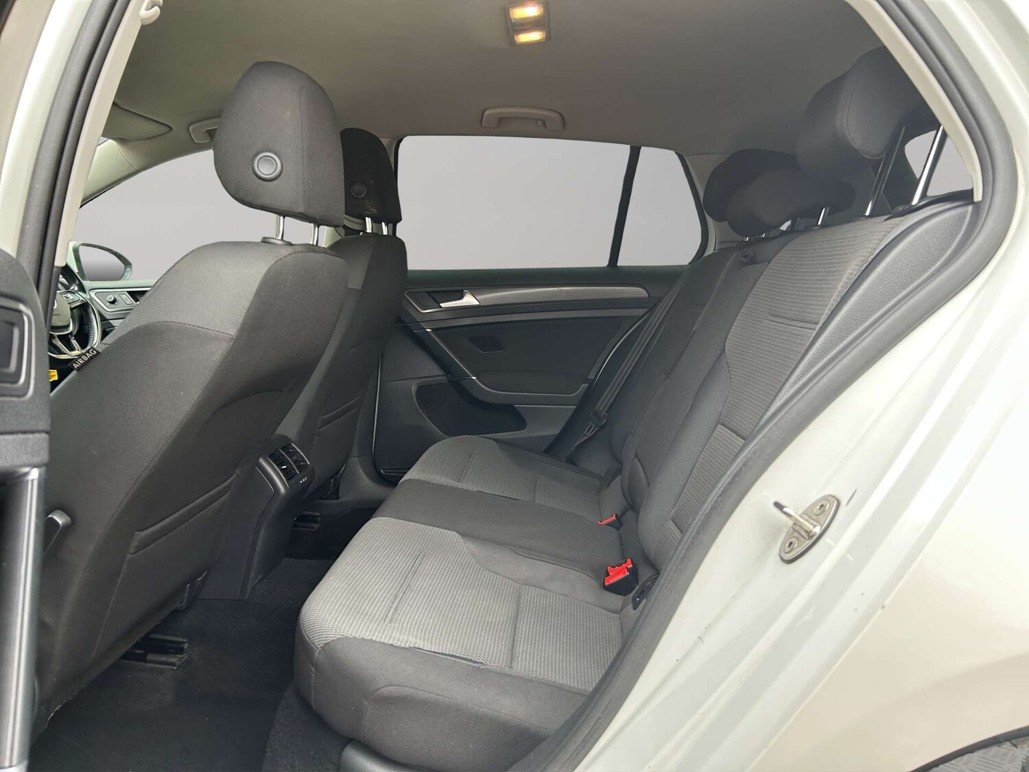 Used Volkswagen Golf 2017 for sale - 78106679: Photo 19