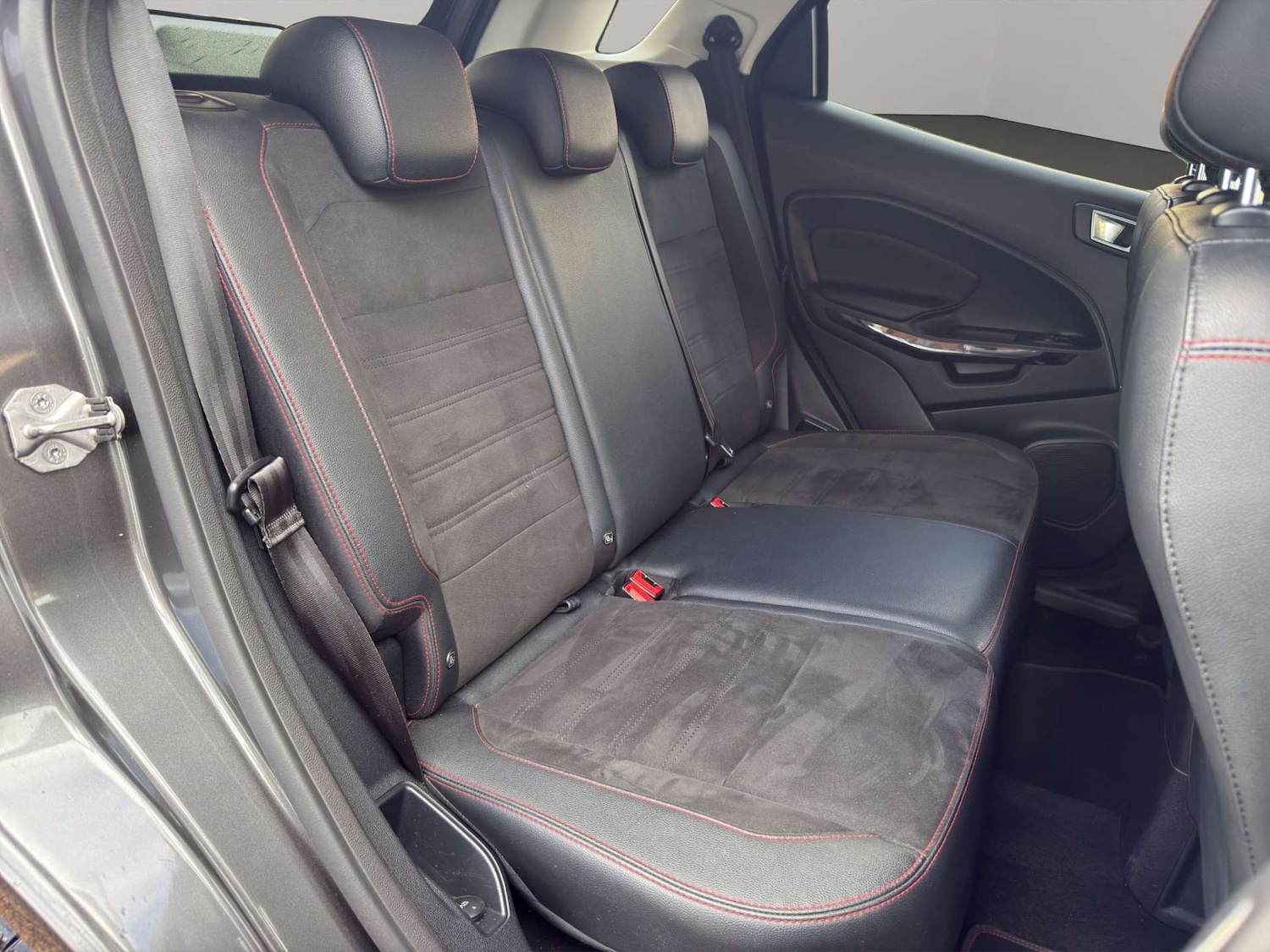 Used Ford Ecosport 2018 for sale - 77590643: Photo 15