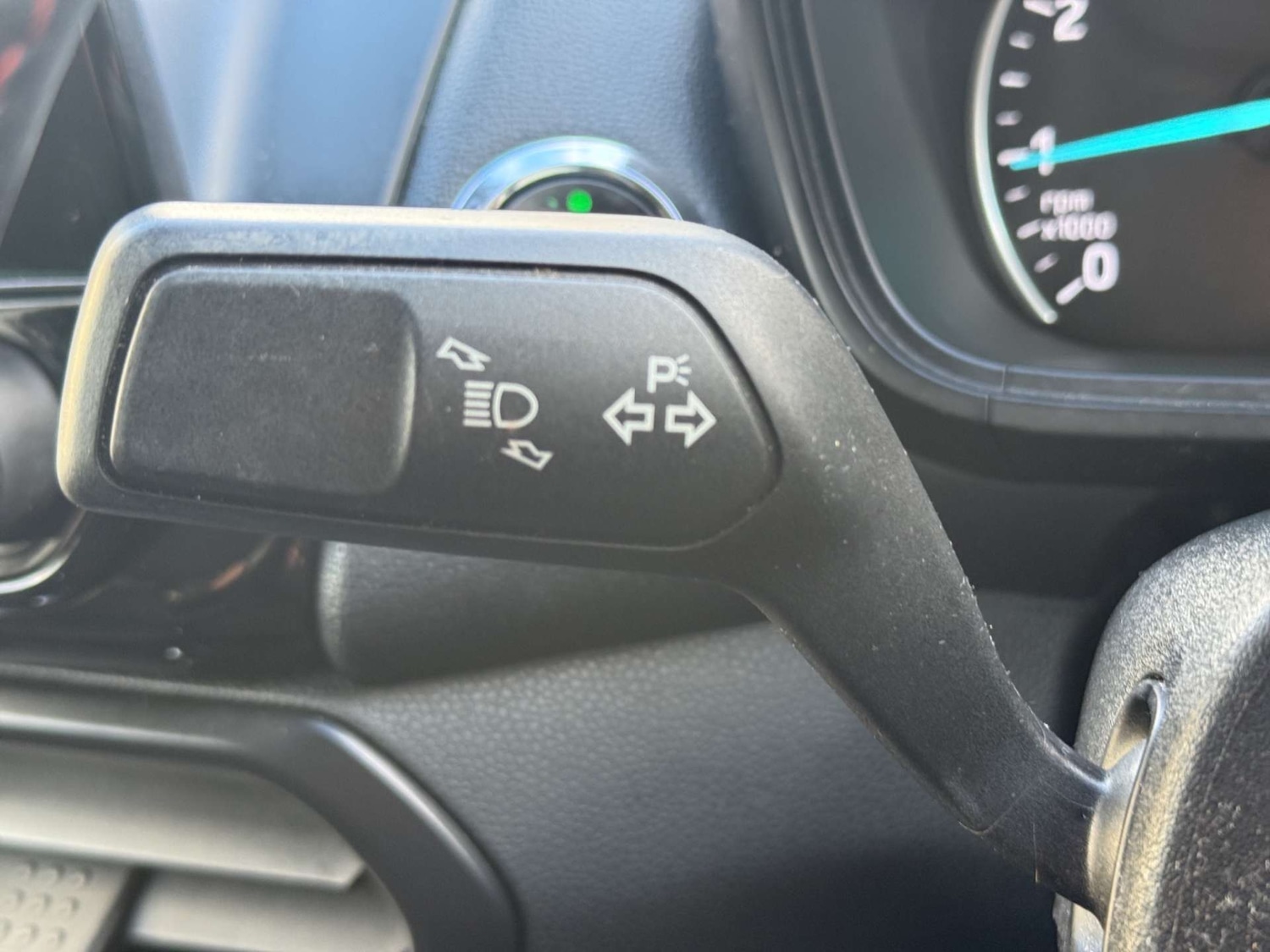 Used Ford Ecosport 2018 for sale - 77590643: Photo 32