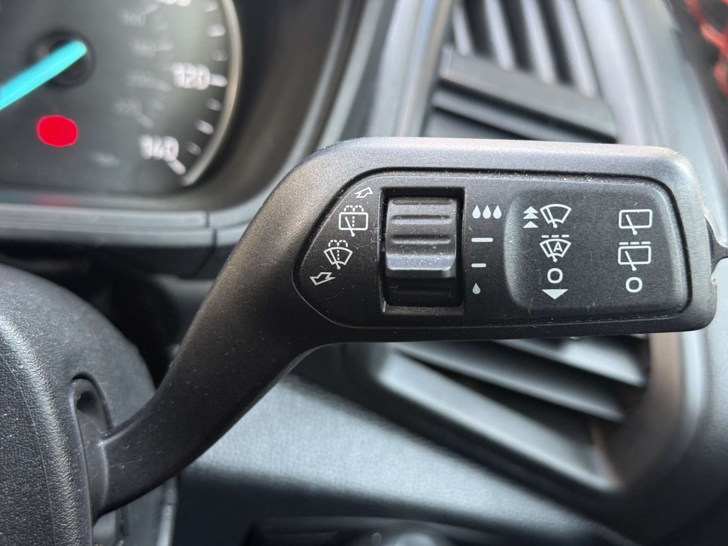 Used Ford Ecosport 2018 for sale - 77590643: Photo 35