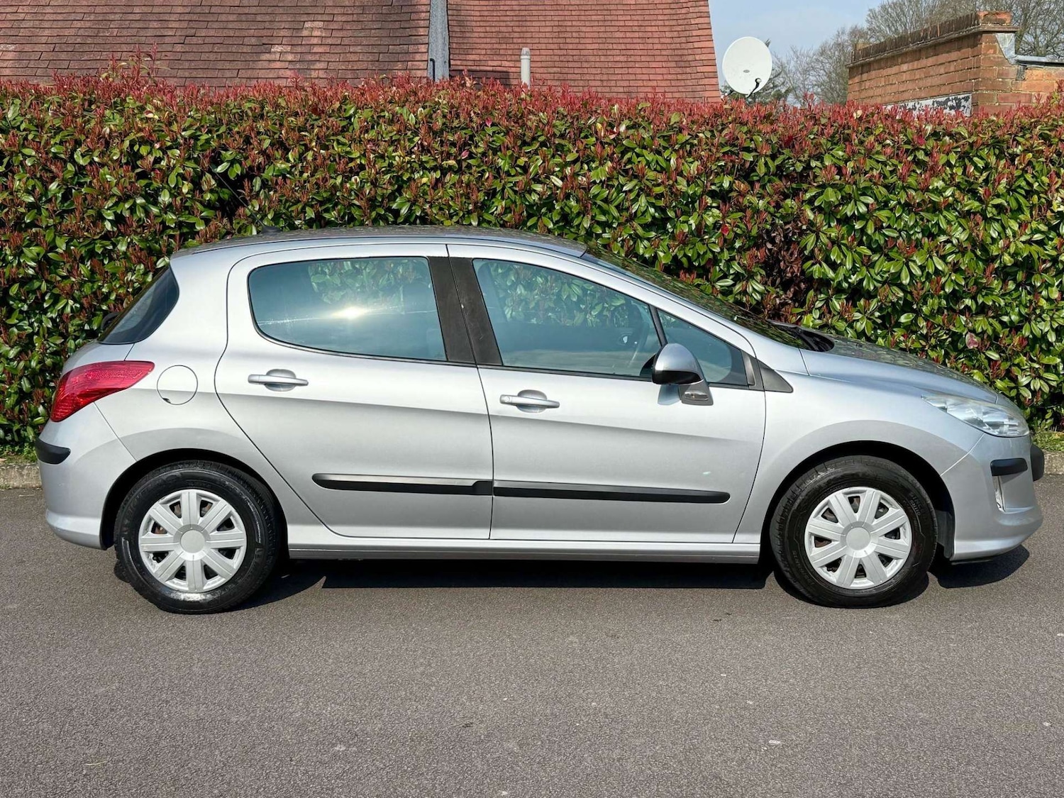 Used Peugeot 308 2010 for sale - 76565669: Photo 4