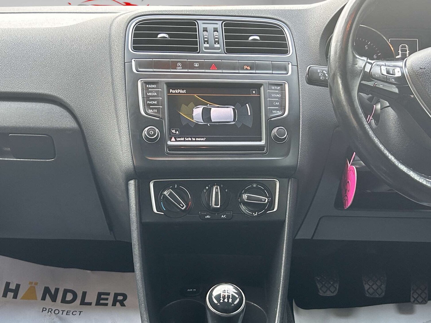 Used Volkswagen Polo 2016 for sale - 77368194: Photo 28