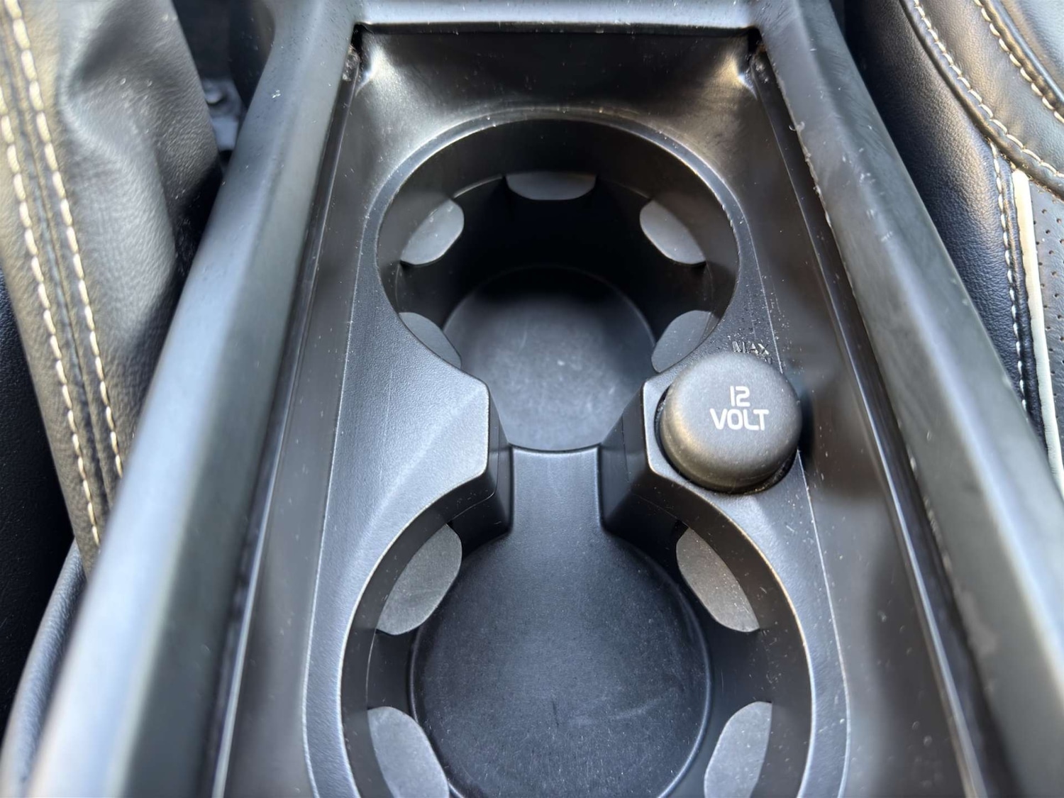 Used Volvo V40 2017 for sale - 76949884: Photo 37