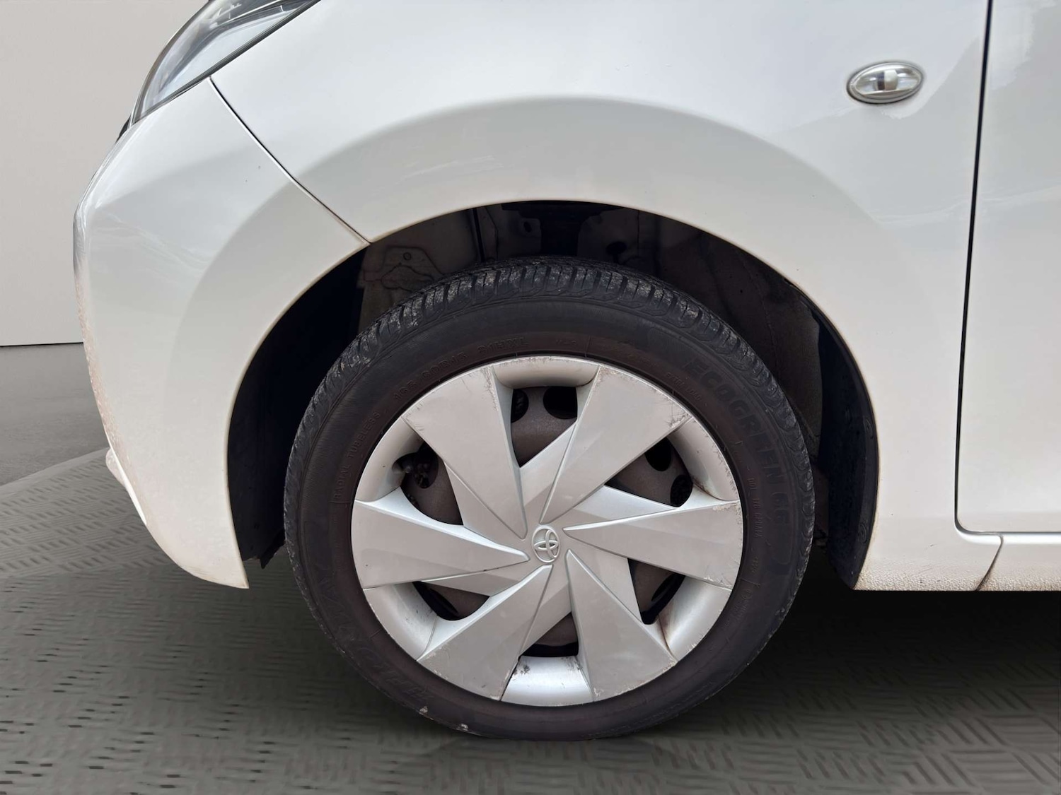 Used Toyota AYGO 2016 for sale - 76393359: Photo 14