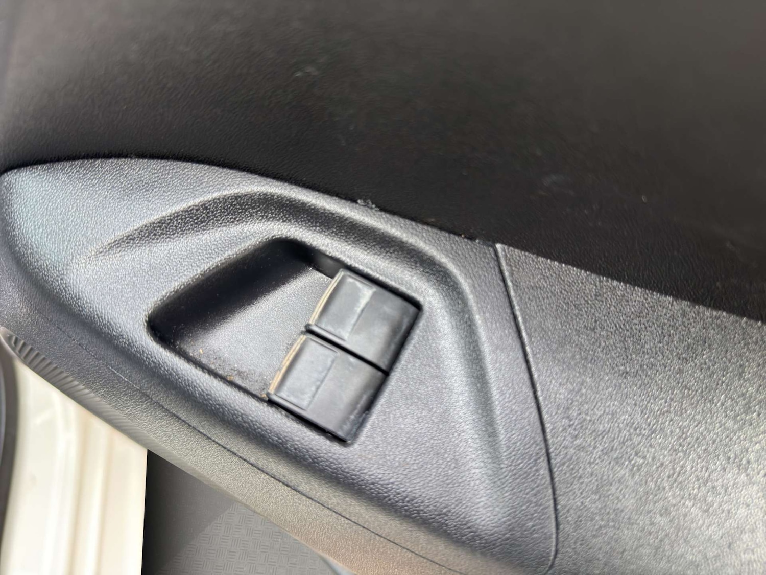 Used Toyota AYGO 2016 for sale - 76393359: Photo 30