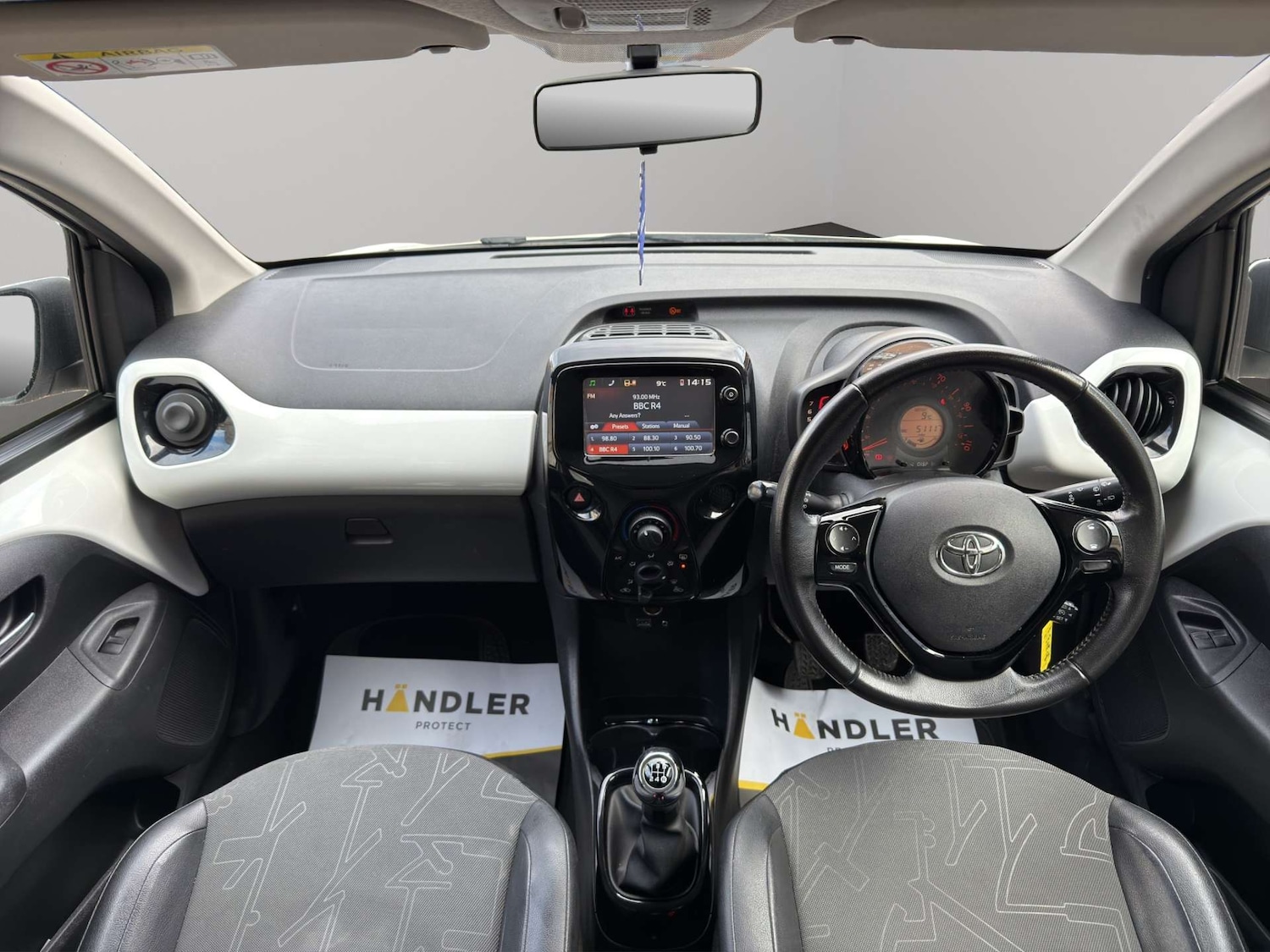 Used Toyota AYGO 2016 for sale - 76393359: Photo 31