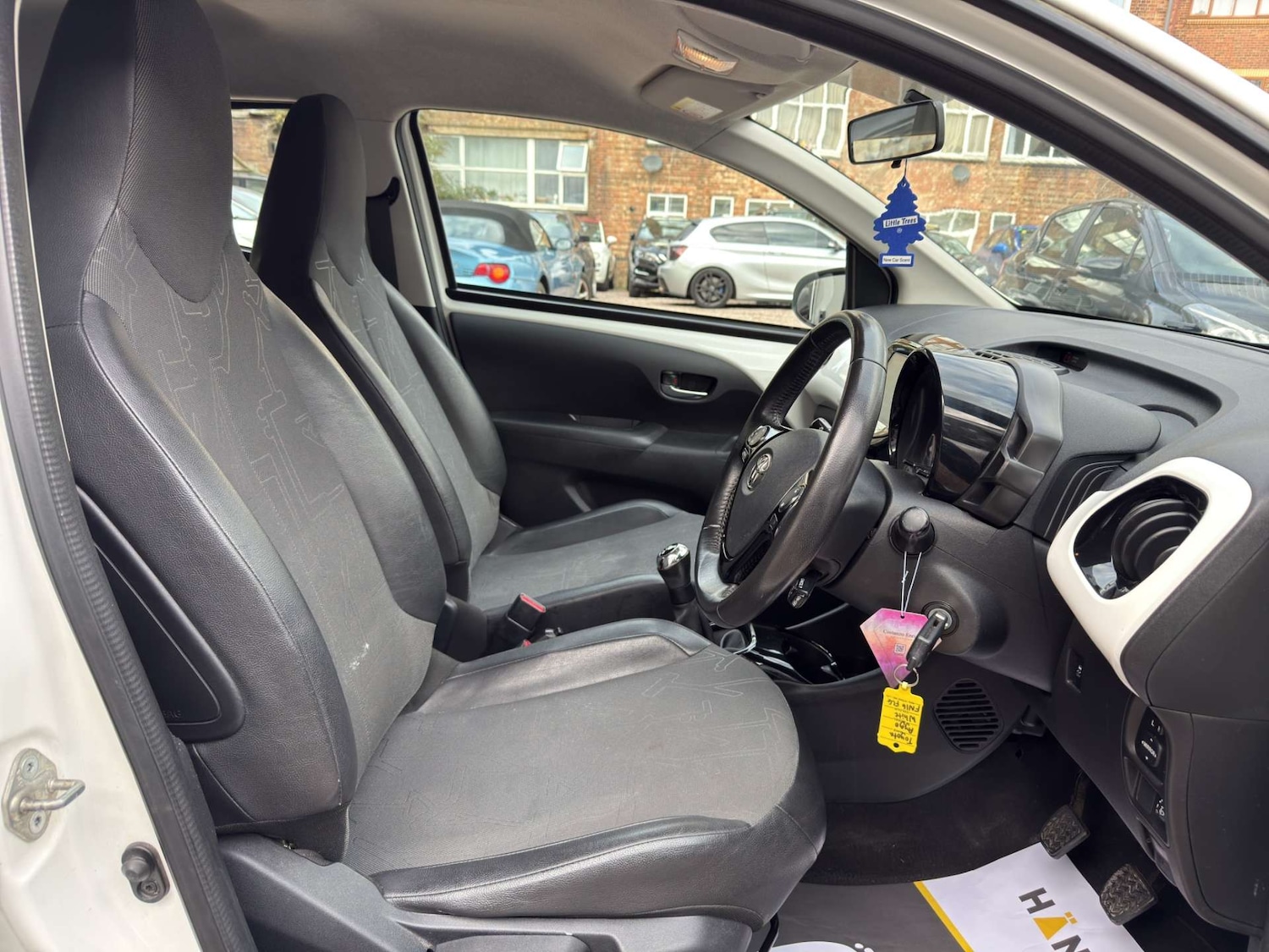 Used Toyota AYGO 2016 for sale - 76393359: Photo 37