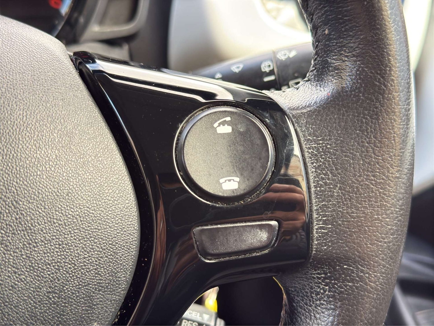 Used Toyota AYGO 2016 for sale - 76393359: Photo 48