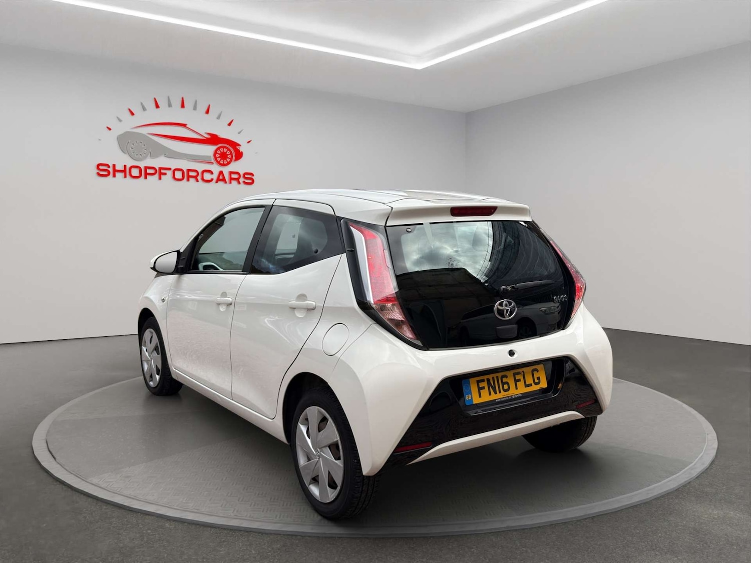 Used Toyota AYGO 2016 for sale - 76393359: Photo 9