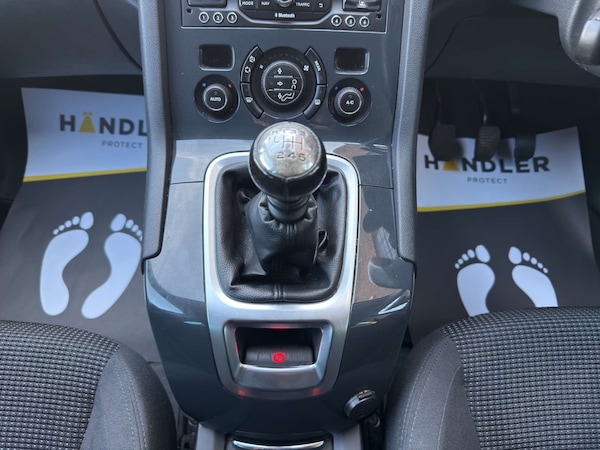 Used Peugeot 5008 2016 for sale - 76143231: Photo 19