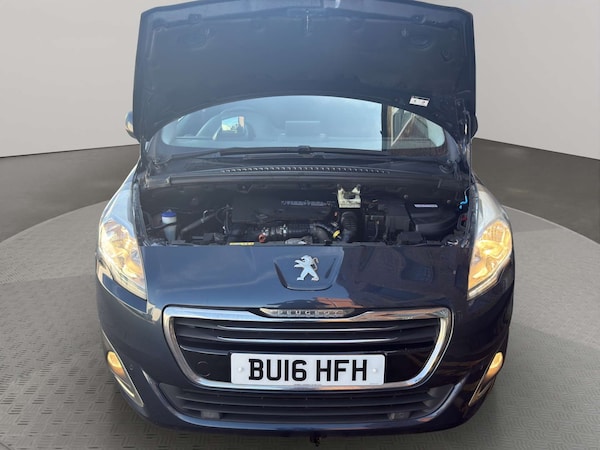 Used Peugeot 5008 2016 for sale - 76143231: Photo 2
