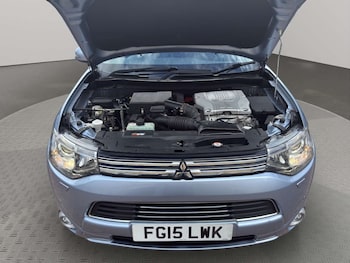 Used Mitsubishi Outlander 2015 for sale - 75749323: Photo