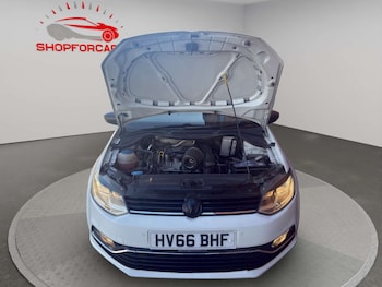 Used Volkswagen Polo 2016 for sale - 78700841: Photo