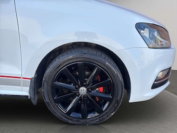 Used Volkswagen Polo 2016 for sale - 78700841: Photo