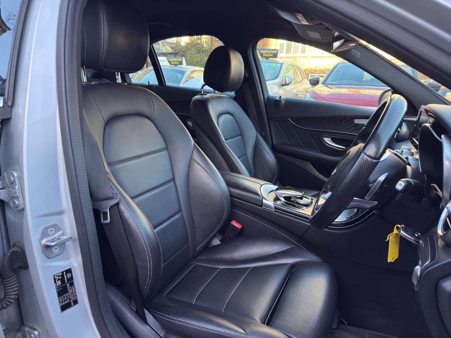 Used Mercedes-Benz C Class 2017 for sale - 76863473: Photo 12