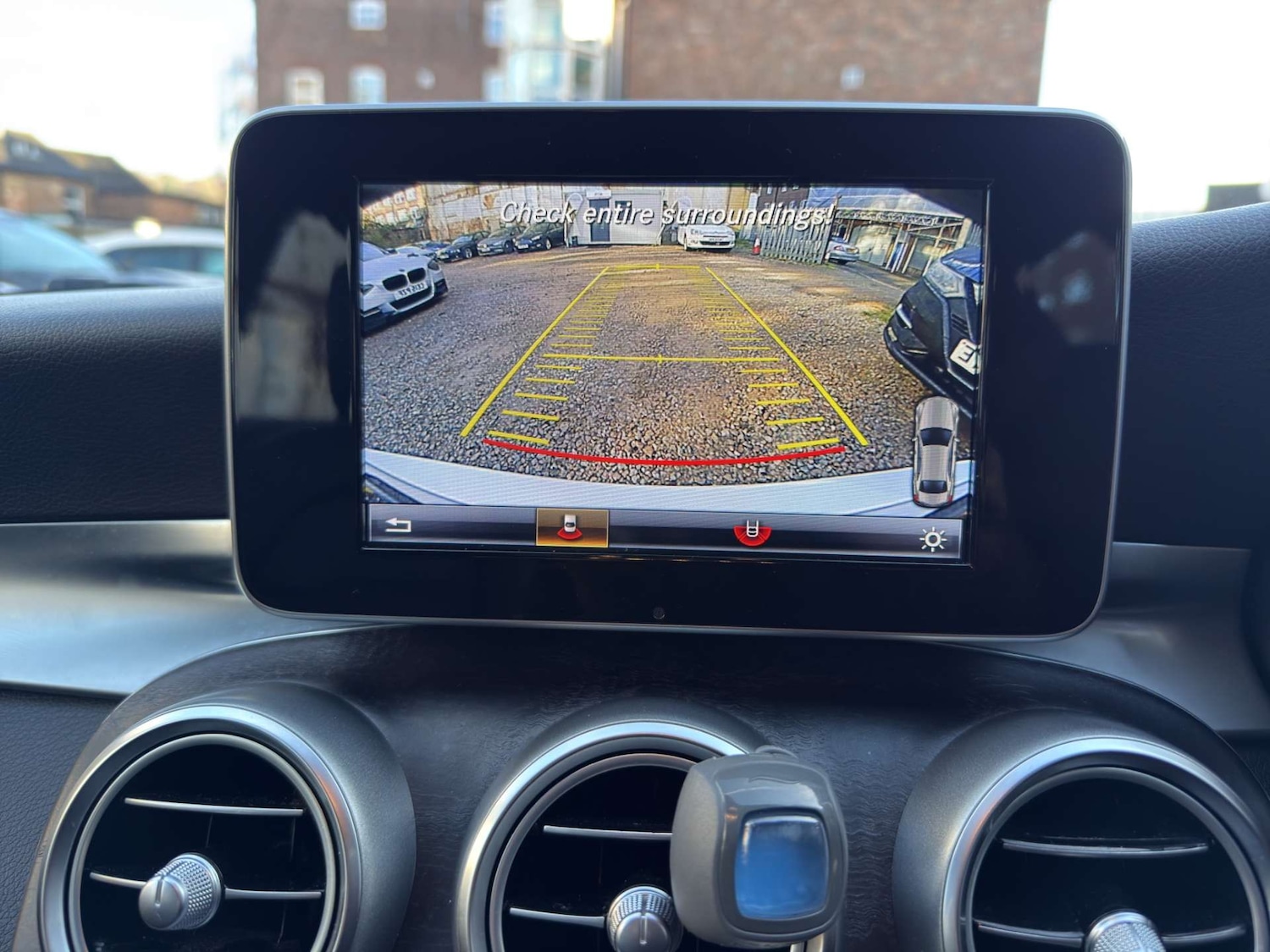 Used Mercedes-Benz C Class 2017 for sale - 76863473: Photo 24