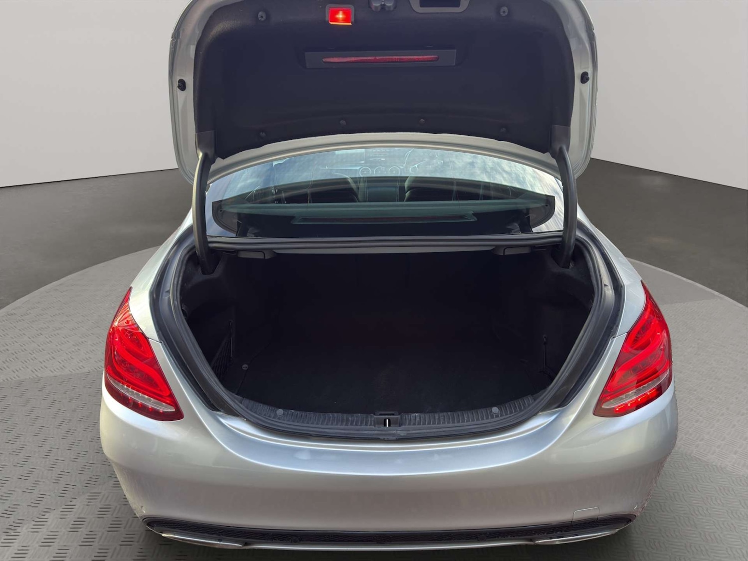 Used Mercedes-Benz C Class 2017 for sale - 76863473: Photo 5