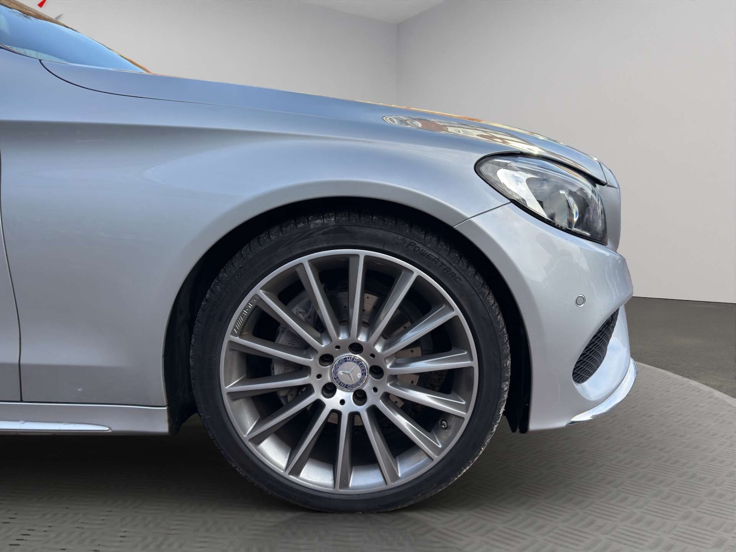 Used Mercedes-Benz C Class 2017 for sale - 76863473: Photo 9