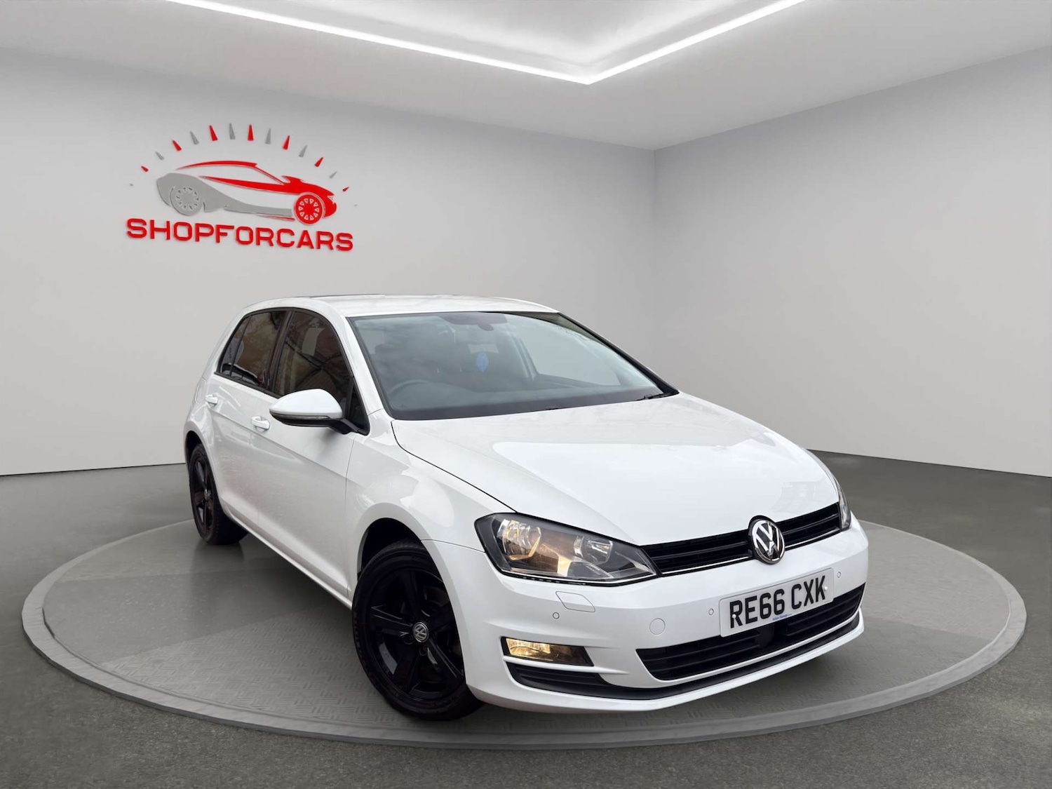 Used Volkswagen Golf 2016 for sale - 76896357: Photo 1