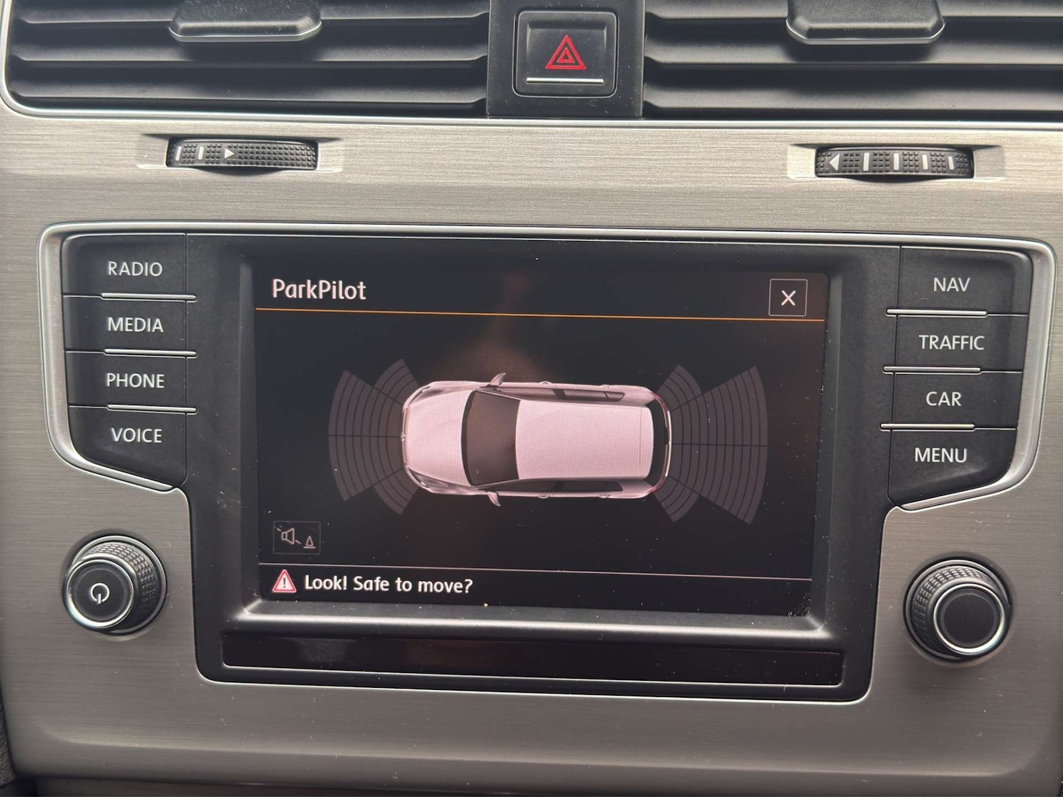 Used Volkswagen Golf 2016 for sale - 76896357: Photo 27