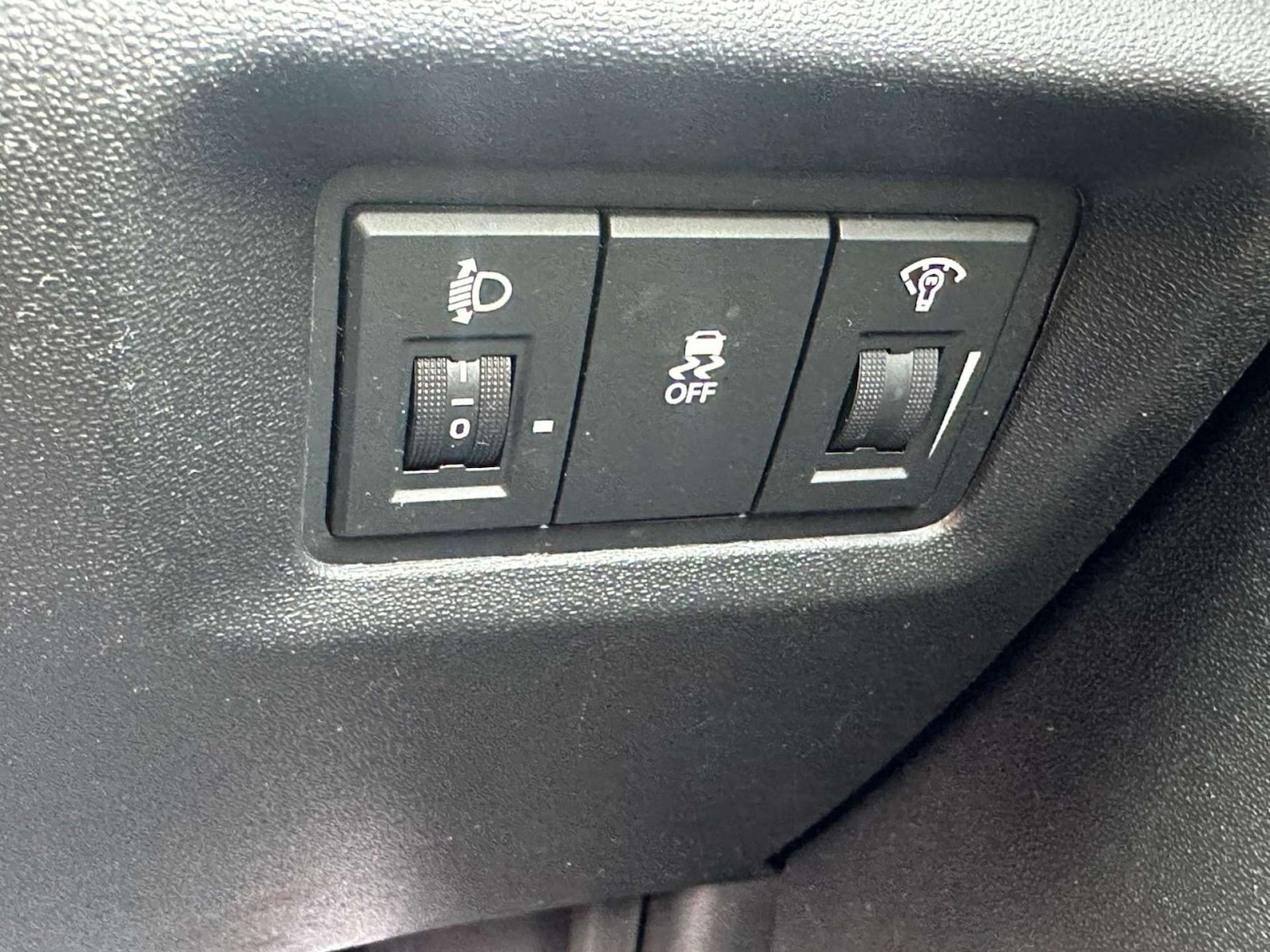 Vehicle 28