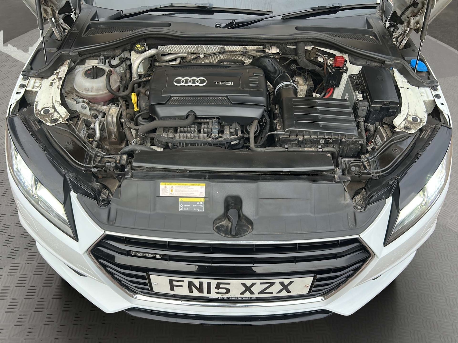 Used Audi TT 2015 for sale - 76642932: Photo 2