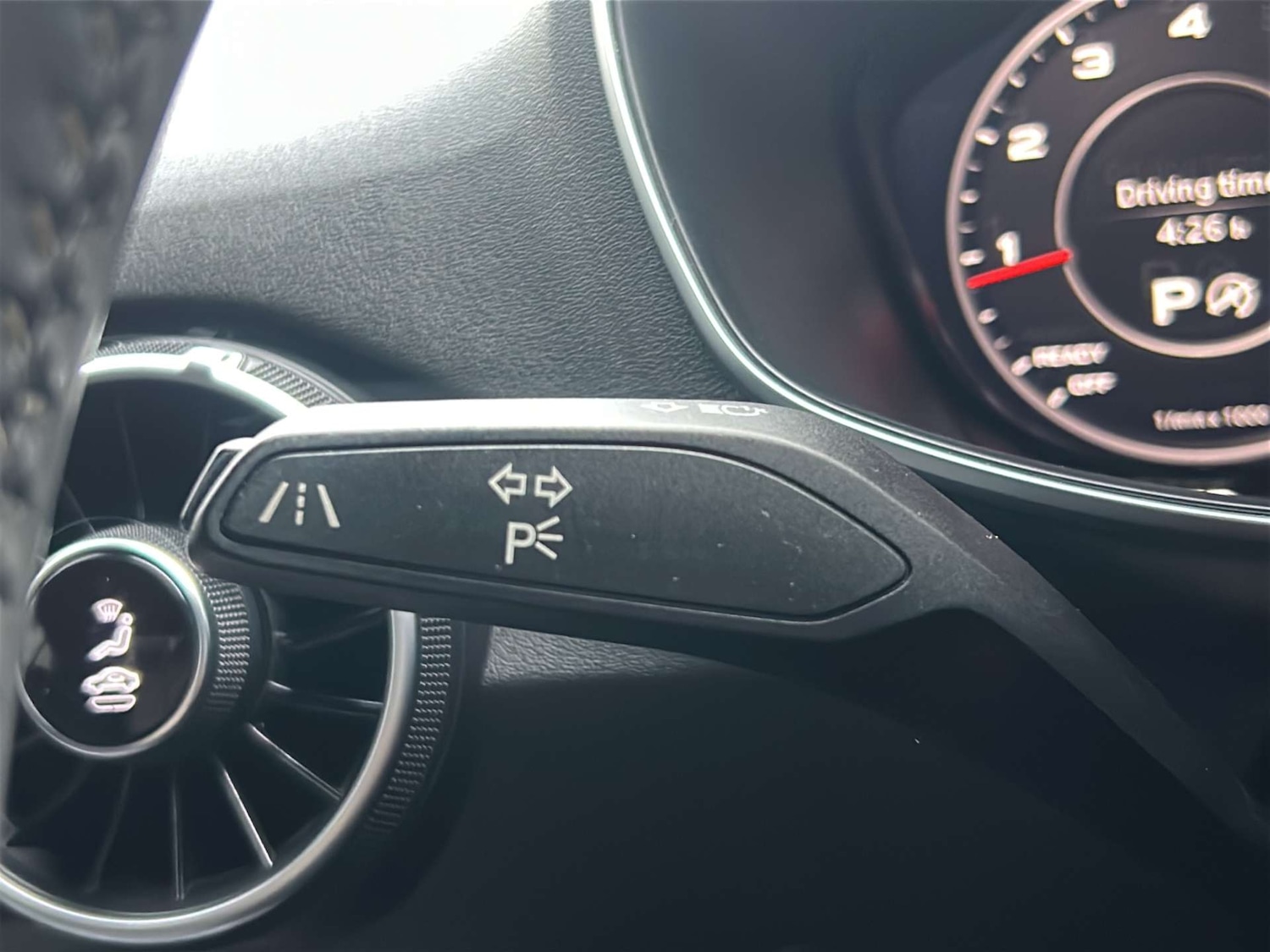 Used Audi TT 2015 for sale - 76642932: Photo 26