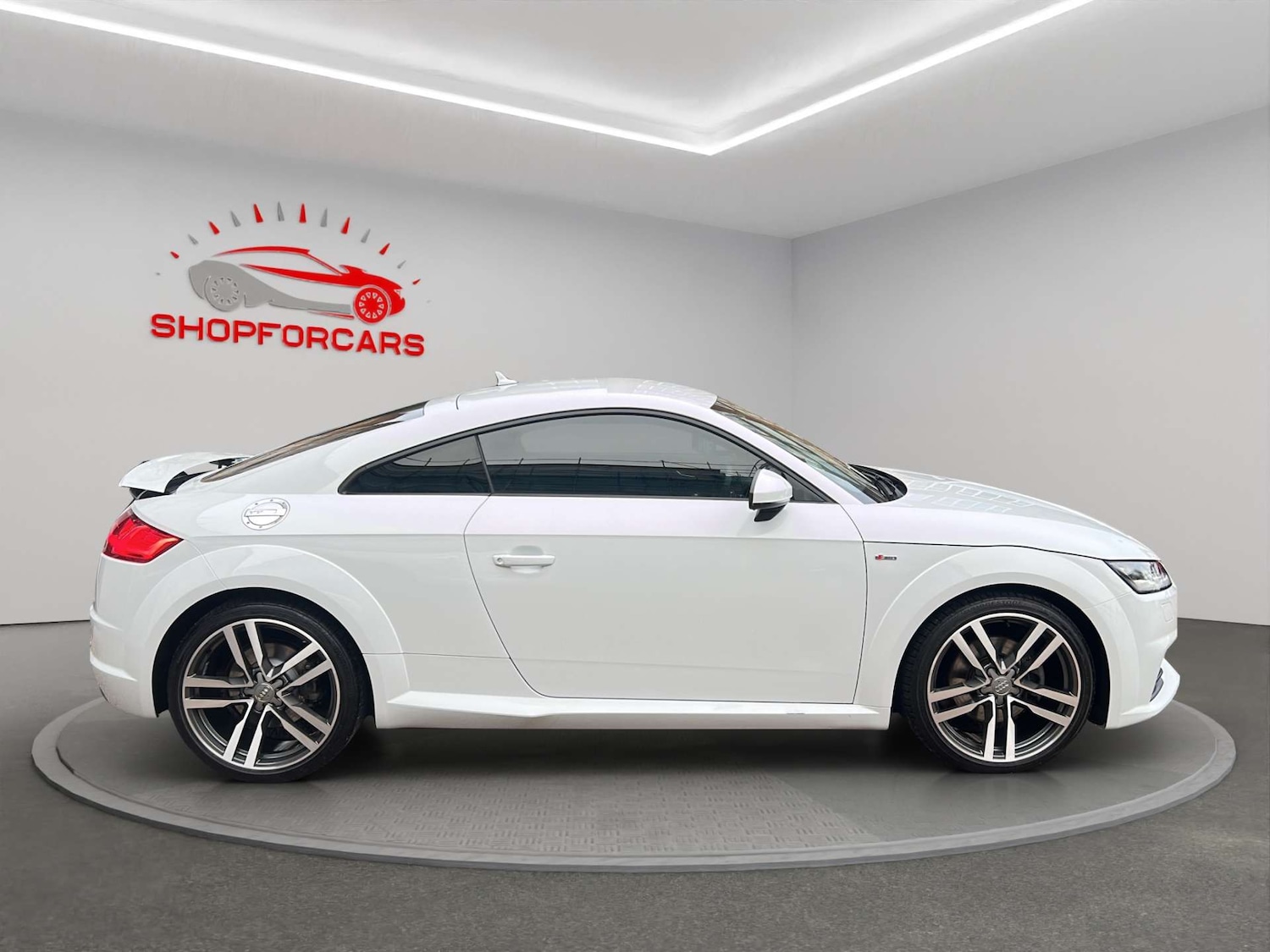 Used Audi TT 2015 for sale - 76642932: Photo 4