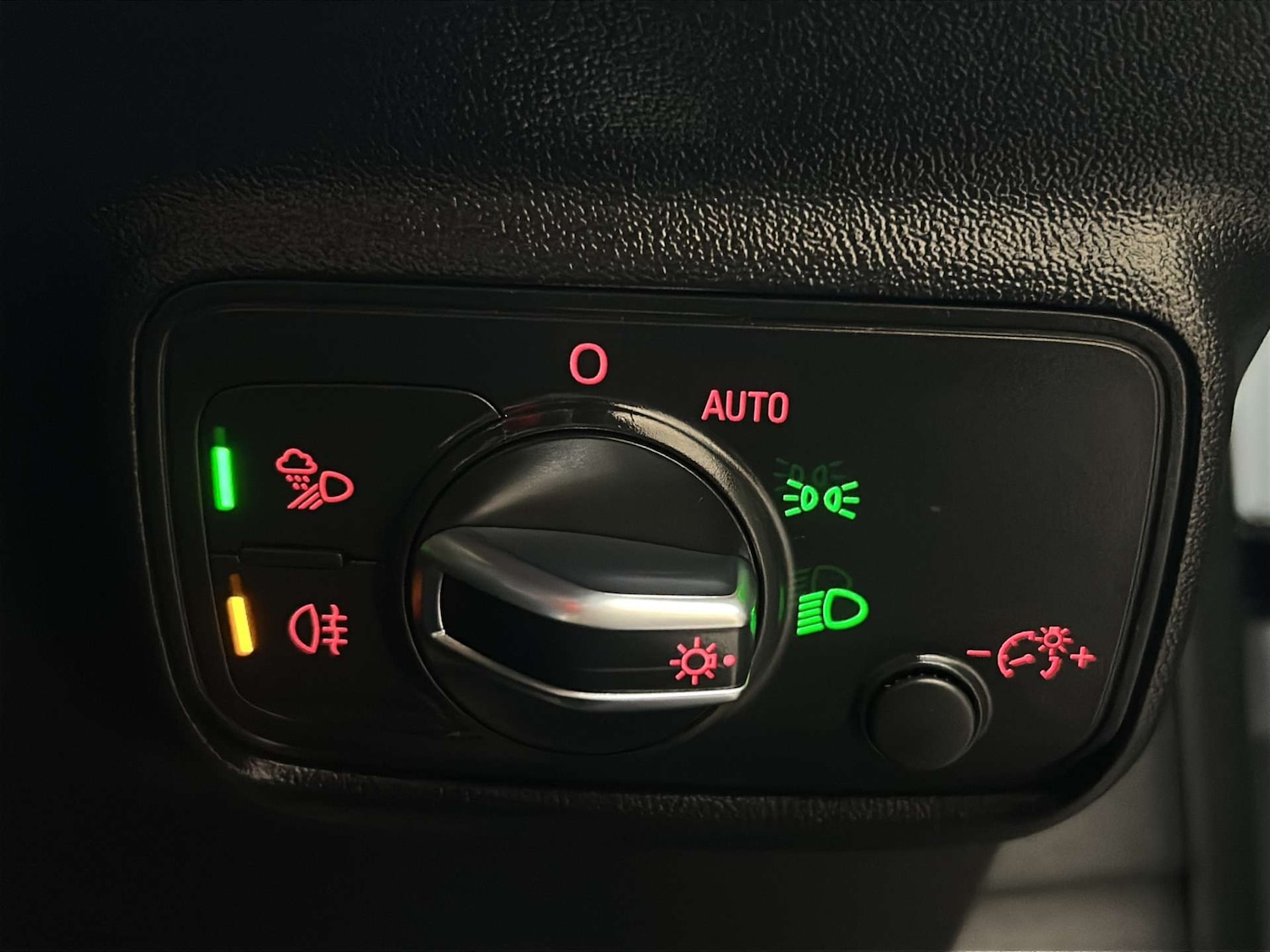 Used Audi TT 2015 for sale - 76642932: Photo 43