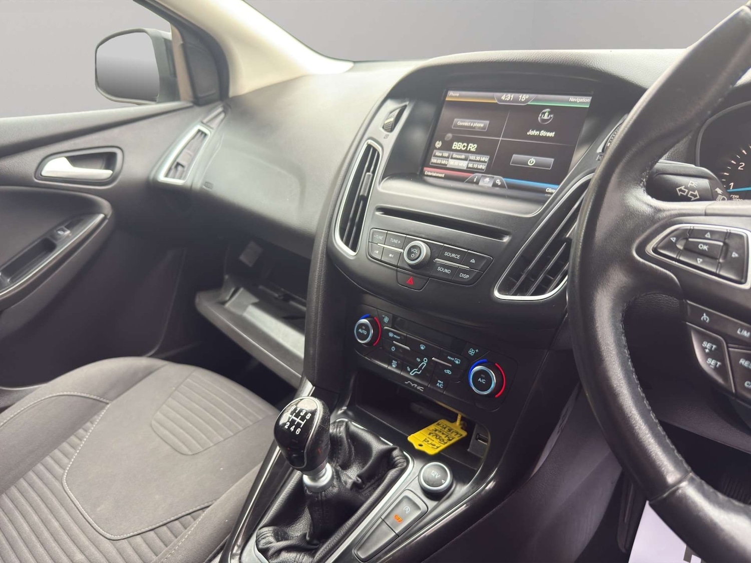 Used Ford Focus 2015 for sale - 76313289: Photo 13