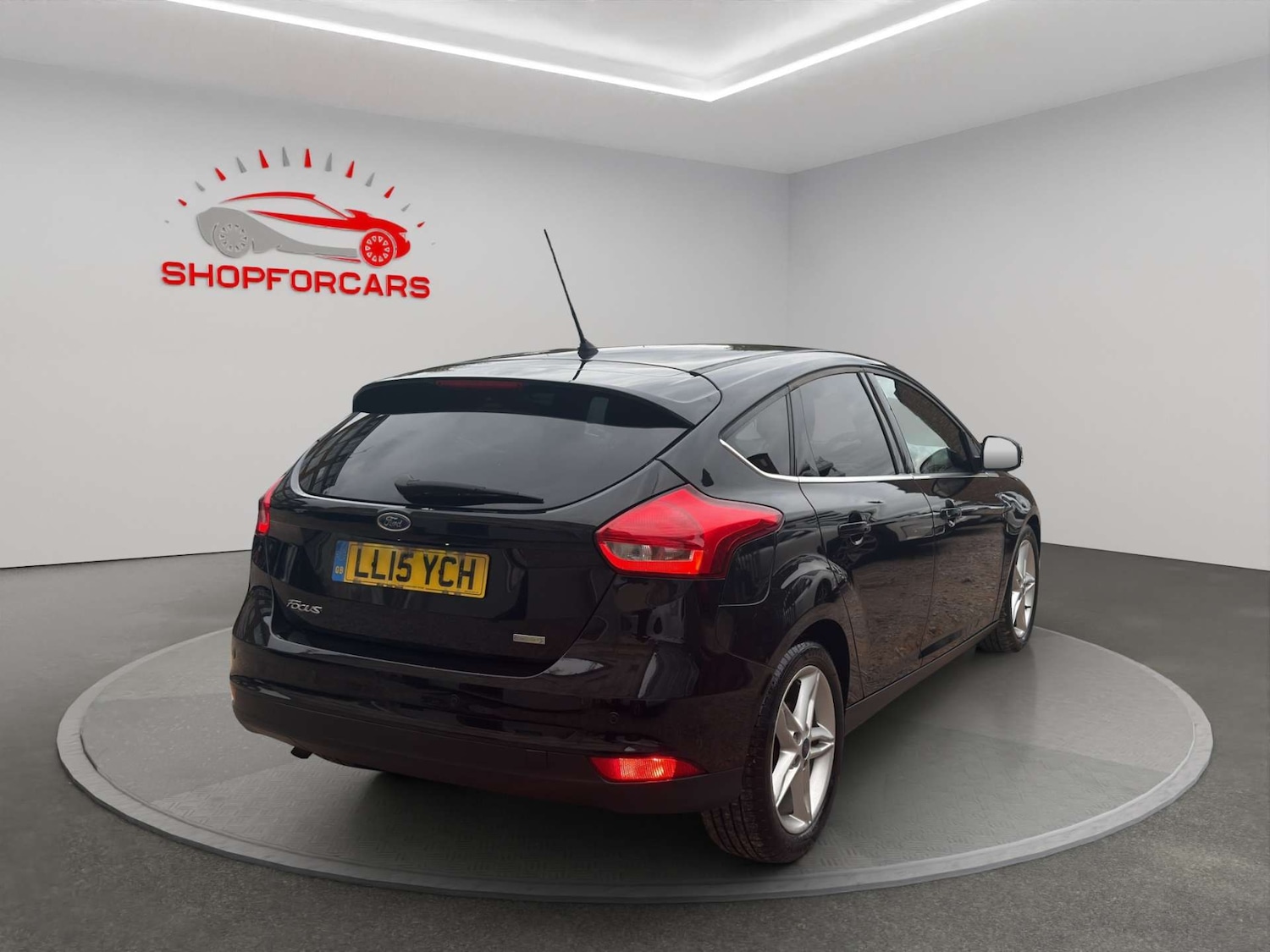 Used Ford Focus 2015 for sale - 76313289: Photo 5
