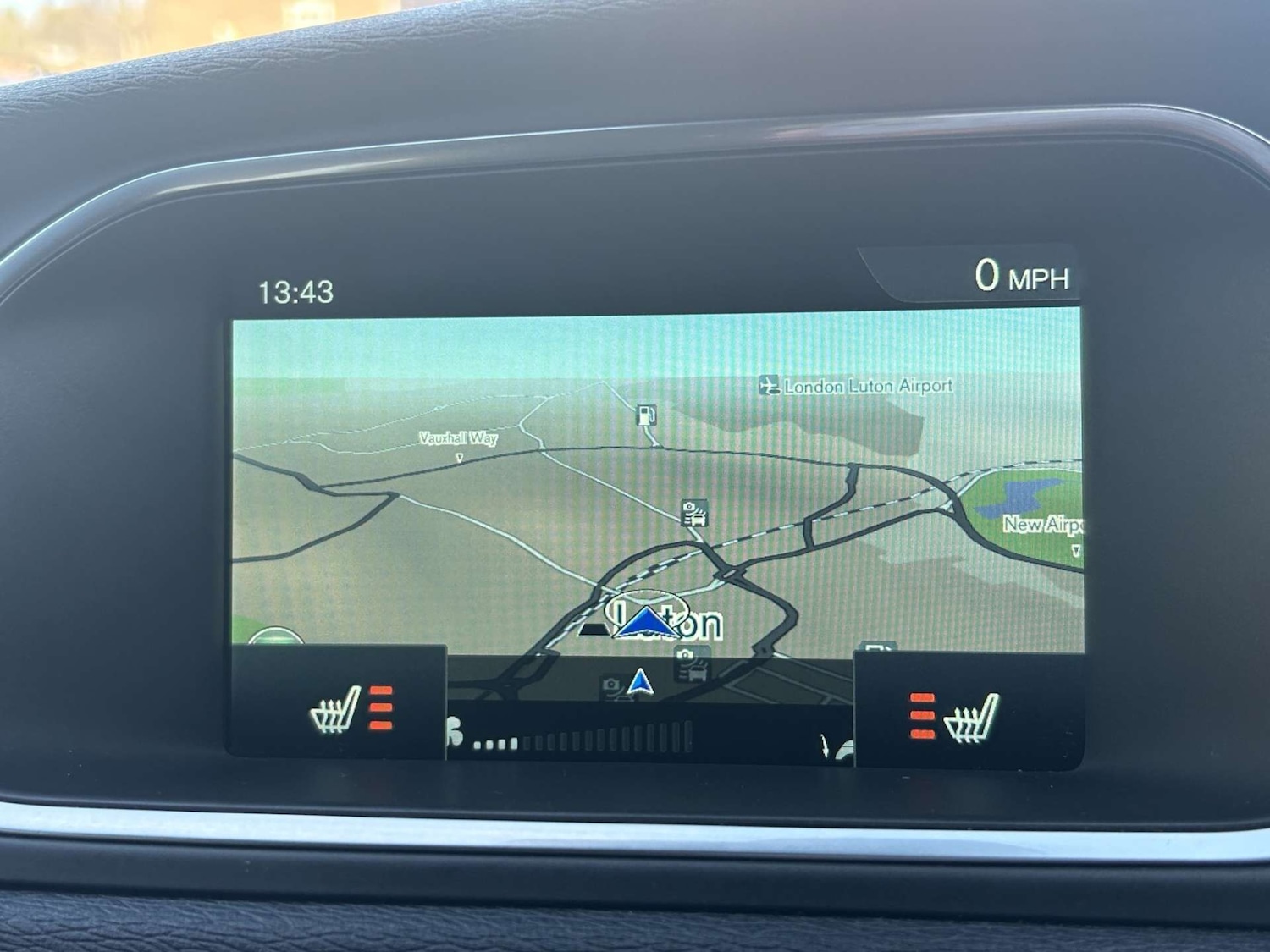 Used Volvo V40 2016 for sale - 77717777: Photo 27