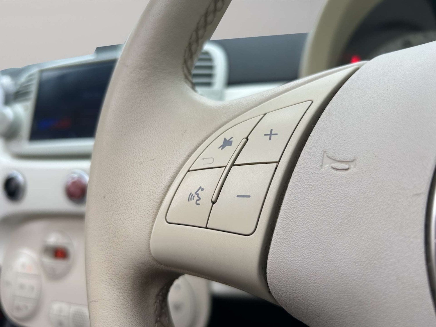 Used Fiat 500 2015 for sale - 78211852: Photo 27