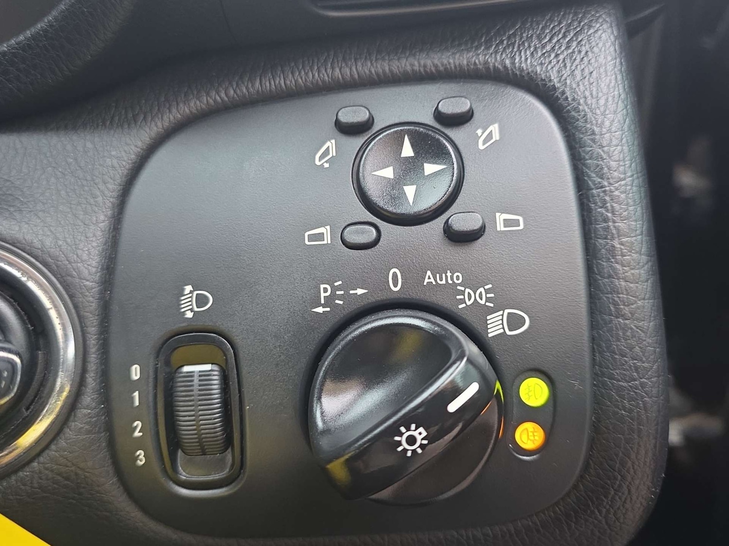 Used Mercedes-Benz CLC Class 2010 for sale - 77047455: Photo 28