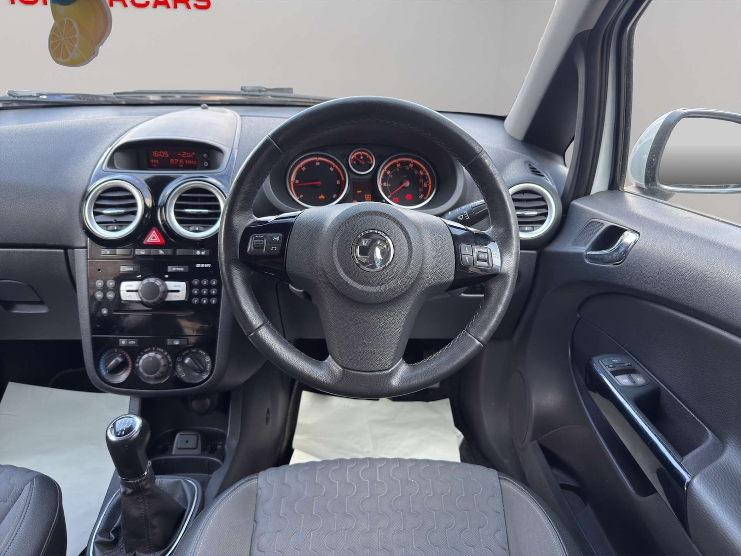 Vauxhall Corsa 2014 - 1.2 SE CDTI ecoFLEX 73 5dr - Image 11