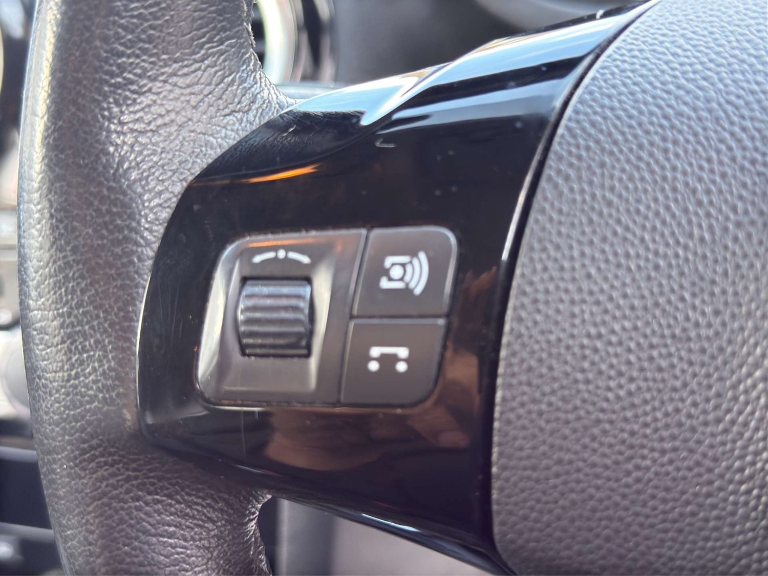 Vauxhall Corsa 2014 - 1.2 SE CDTI ecoFLEX 73 5dr - Image 24
