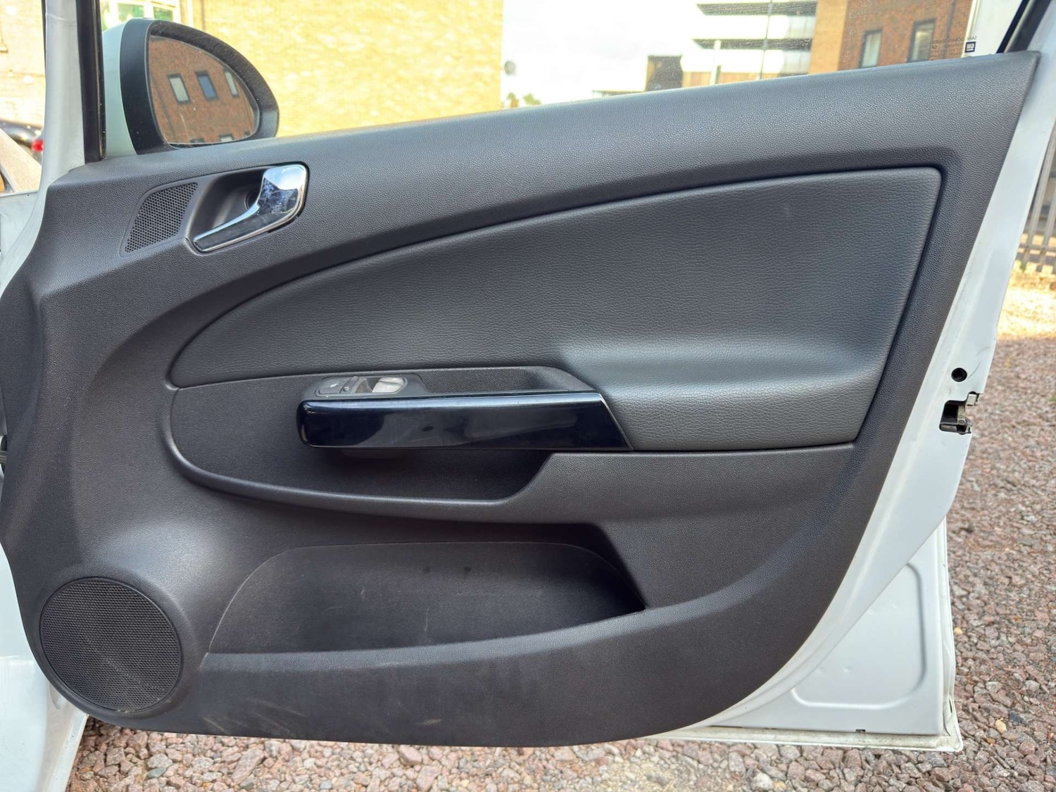 Vauxhall Corsa 2014 - 1.2 SE CDTI ecoFLEX 73 5dr - Image 26