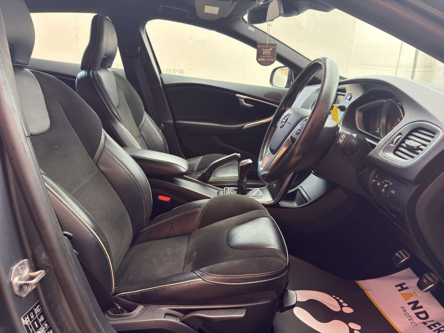 Used Volvo V40 2017 for sale - 77551275: Photo 19