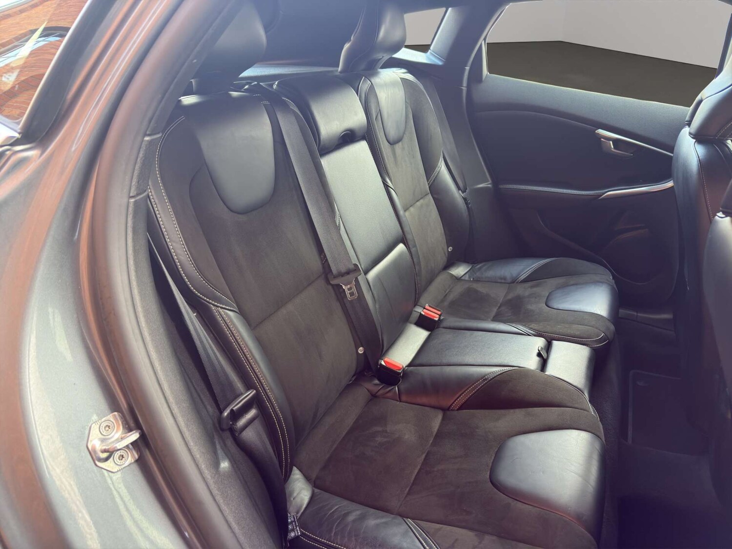 Used Volvo V40 2017 for sale - 77551275: Photo 20