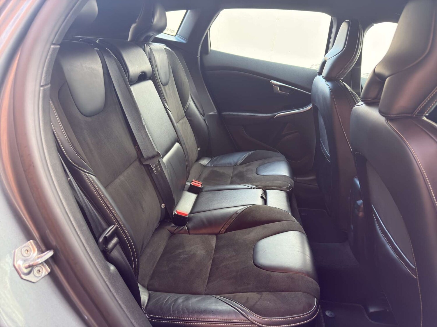 Used Volvo V40 2017 for sale - 77551275: Photo 21