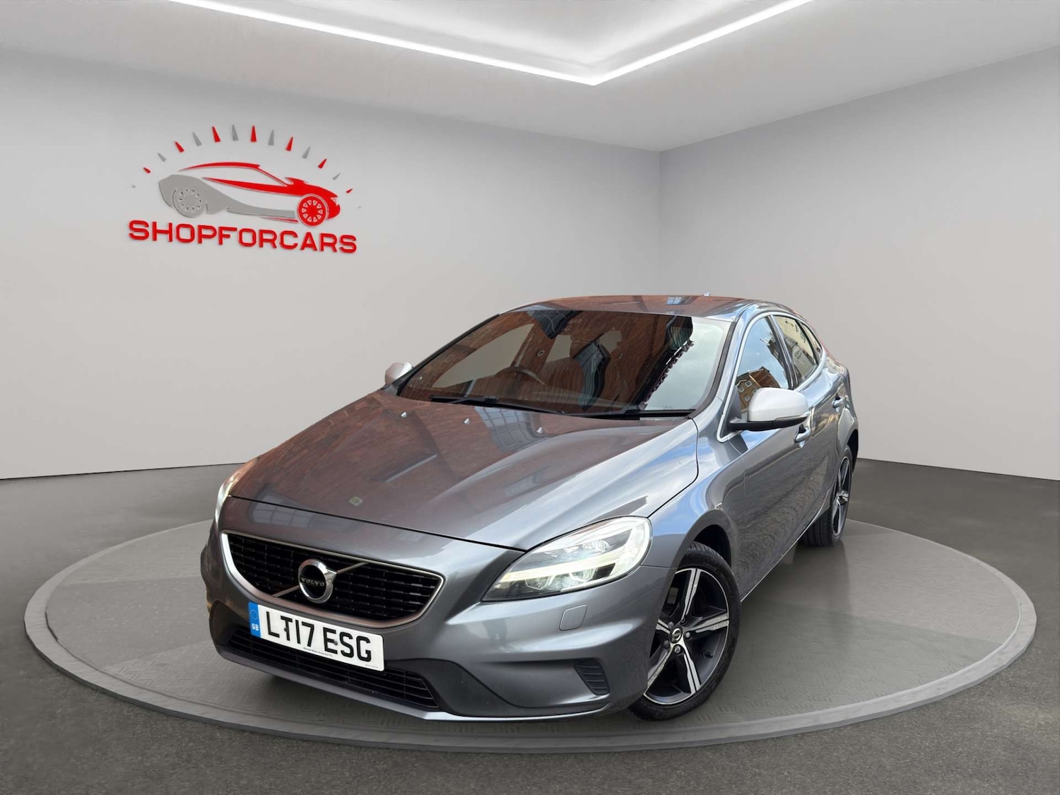 Used Volvo V40 2017 for sale - 77551275: Photo 3