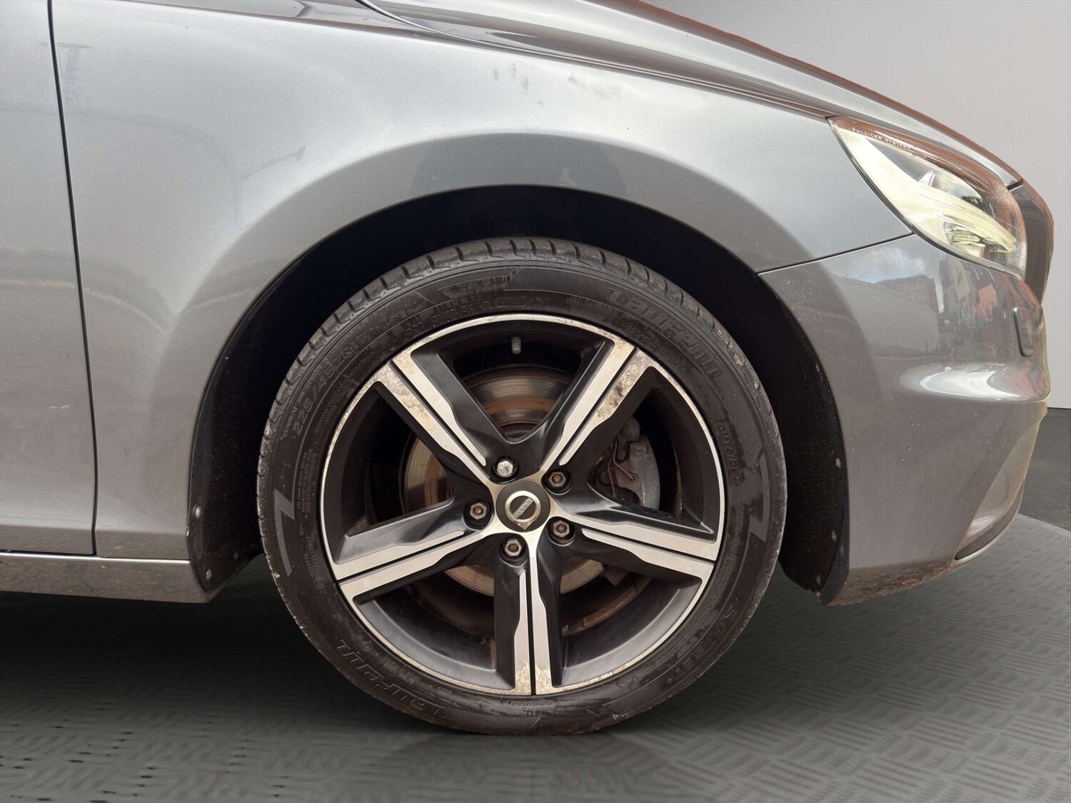 Used Volvo V40 2017 for sale - 77551275: Photo 36