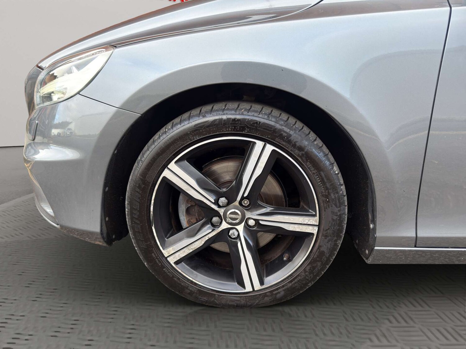 Used Volvo V40 2017 for sale - 77551275: Photo 38