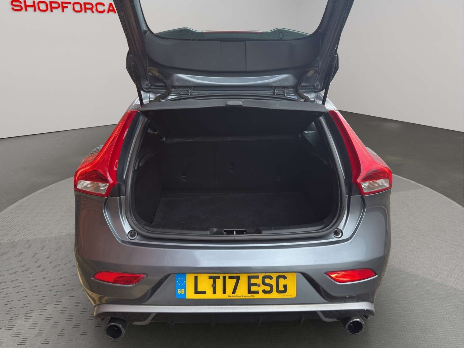 Used Volvo V40 2017 for sale - 77551275: Photo 42