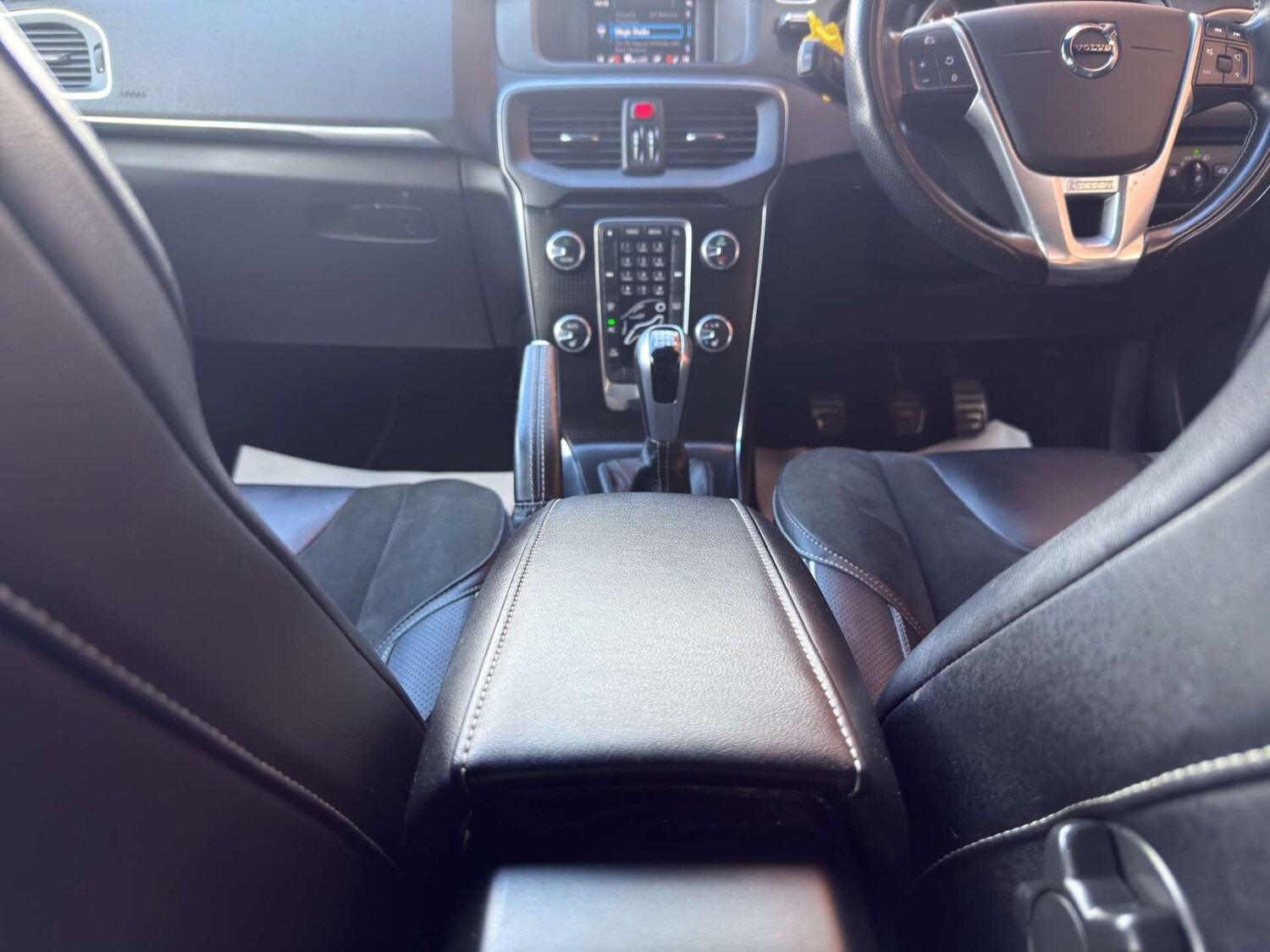 Used Volvo V40 2017 for sale - 77551275: Photo 54