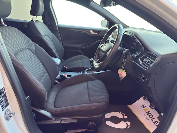 Used Ford Focus 2019 for sale - 76278297: Photo 14