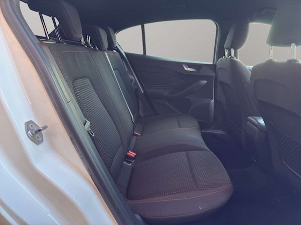 Used Ford Focus 2019 for sale - 76278297: Photo 16