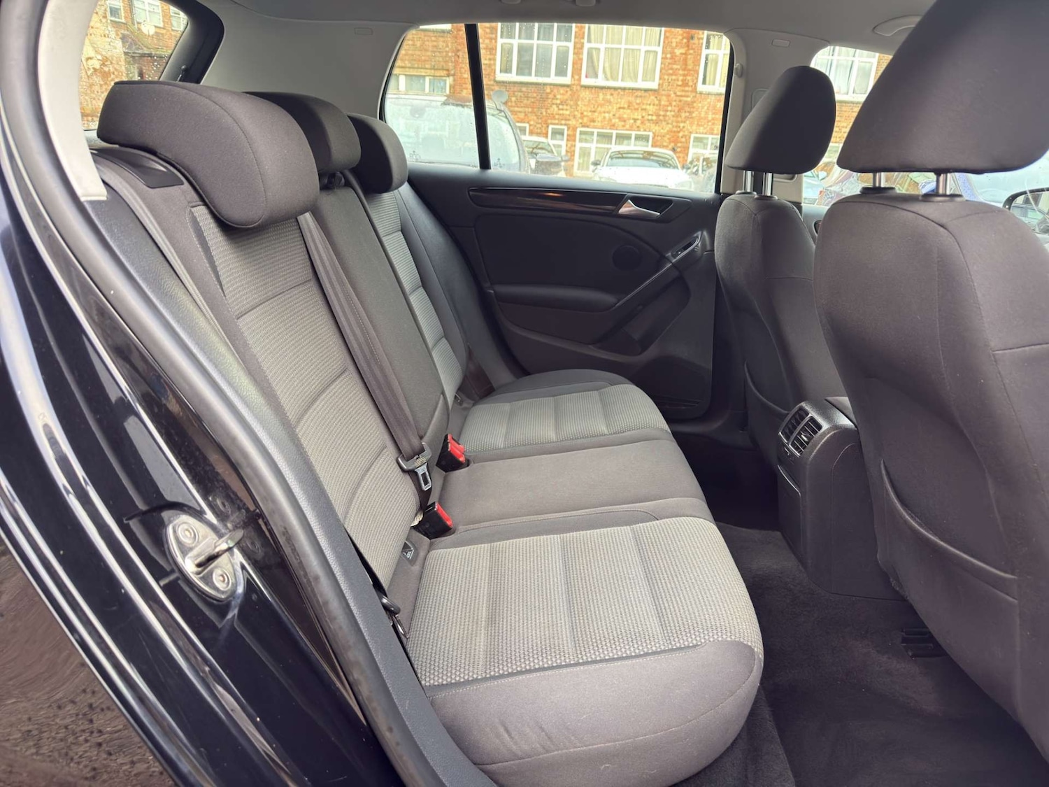 Used Volkswagen Golf 2012 for sale - 77180060: Photo 16